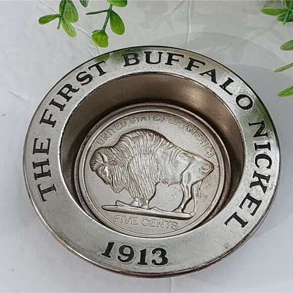 Avon  The first Buffalo Nickel 1913 Soap Dish Cigarette Cigar Ashtray and soaps - Picture 3 of 5